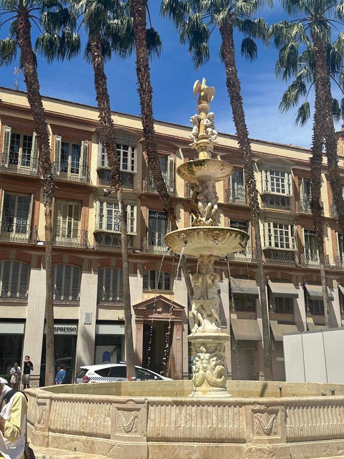 Old Town, City Center Apartment Premium With Parking マラガ エクステリア 写真
