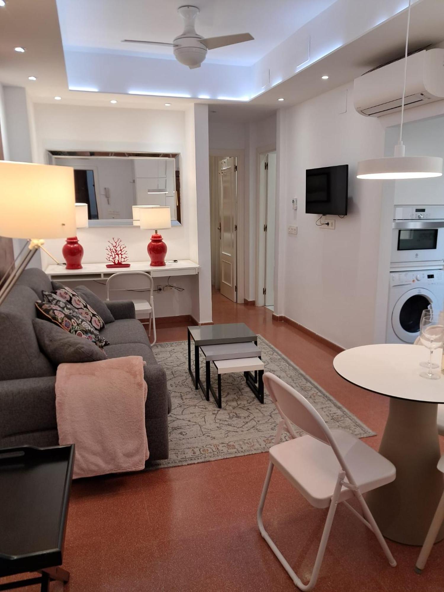 Old Town, City Center Apartment Premium With Parking マラガ エクステリア 写真