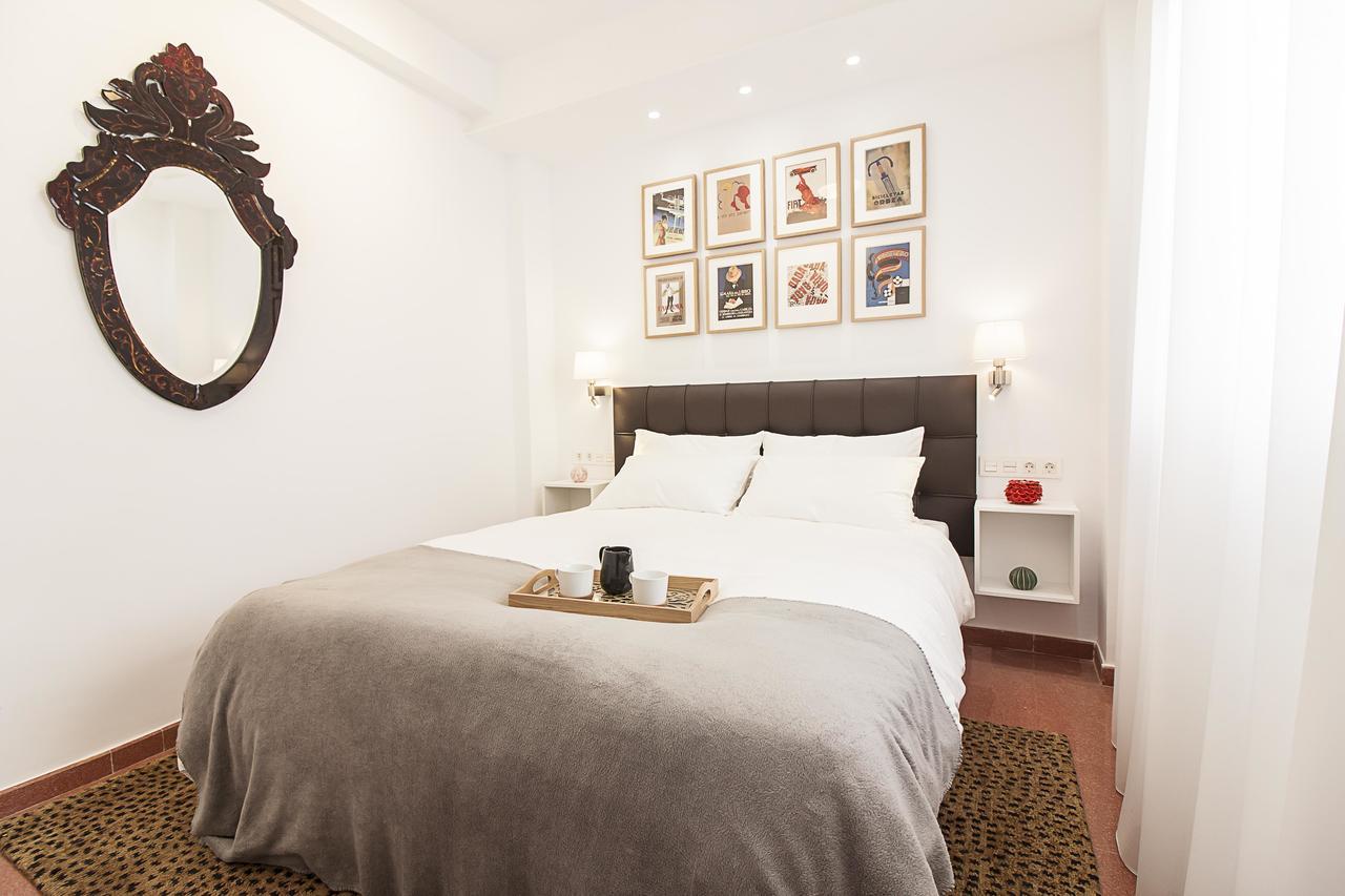 Old Town, City Center Apartment Premium With Parking マラガ エクステリア 写真
